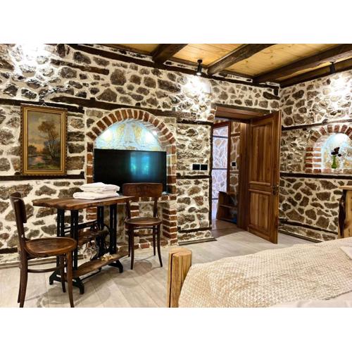 Vechia Villa Mitllari