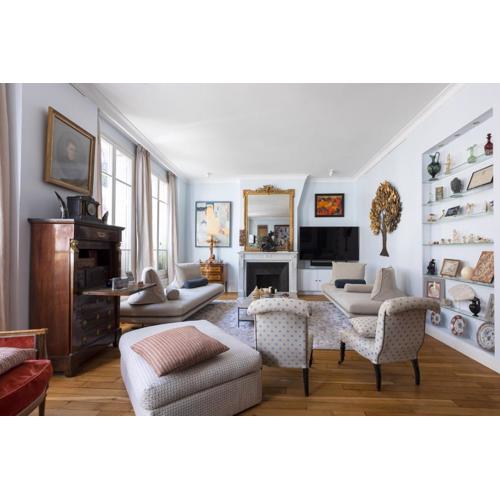 Veeve - Artful Elegance