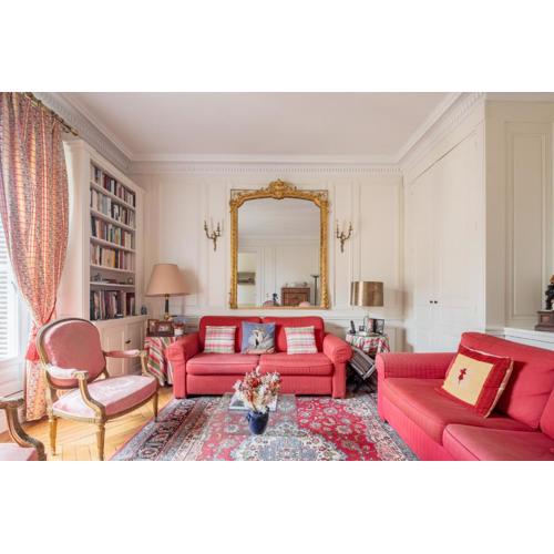 Veeve - Haussmannian Heights