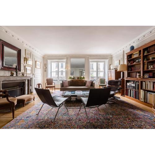 Veeve - Latin Quarter Retreat