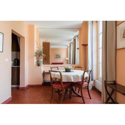 Veeve - Le Marais Retreat