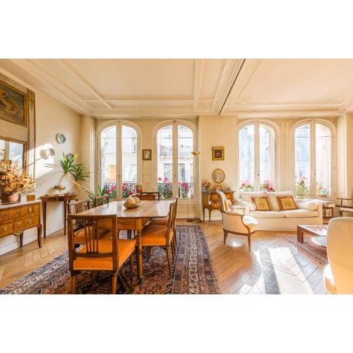 Veeve - Light by Les Halles