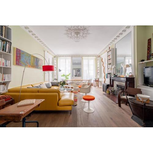 Veeve - Playful Atelier