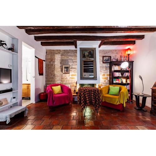 Veeve - Rustic Allure