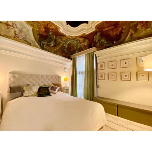 Venice Palace Luxury Suites