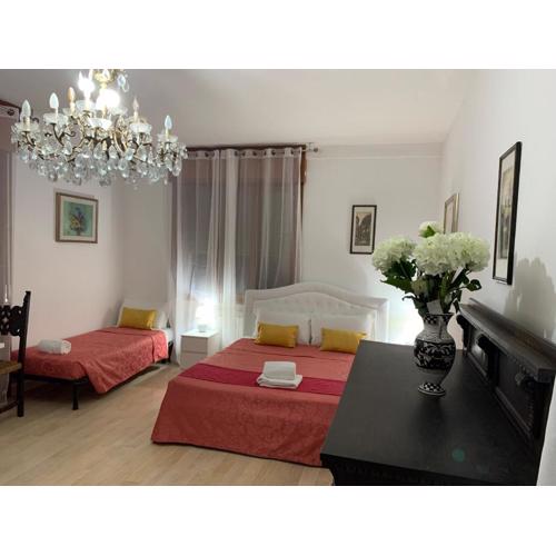 Venice Popular Stay