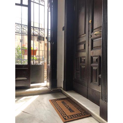 Vera Rooms