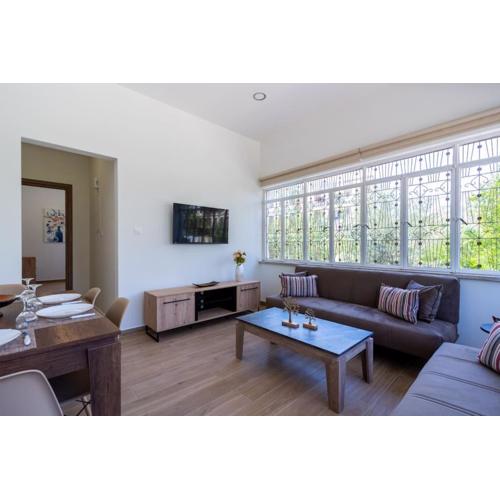 Verdant 1-Bedroom Apartment in Larnaca