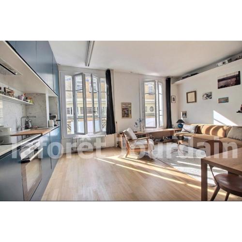 Very nice Parisian apartment