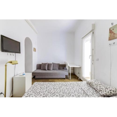 VH75 Piso Patio Chamberi WIFI