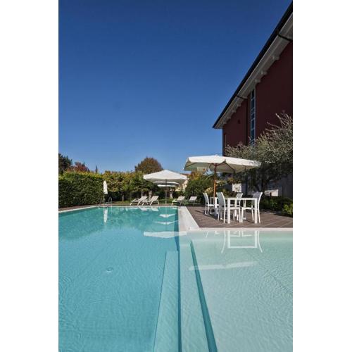 Vialeromadodici Rooms & Apartments