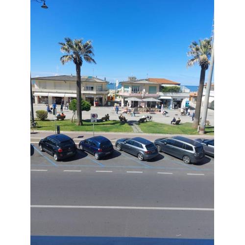 Viareggio - Fronte spiaggia
