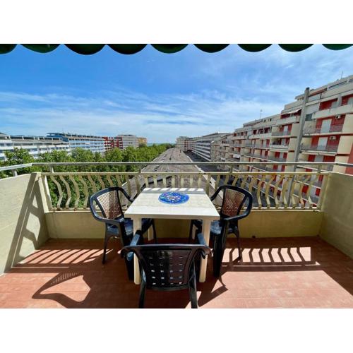 Vibrant apartment close to the beach - Beahost