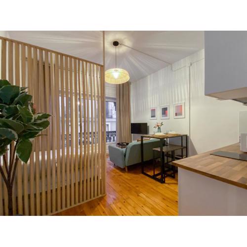 Victoria Studio I