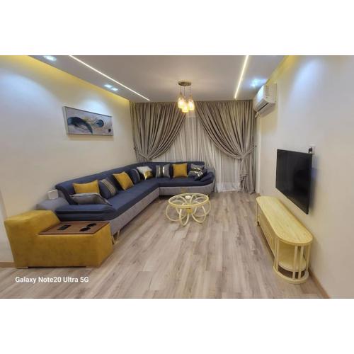 شقه مفروشه ثلاث غرف view garden madinaty