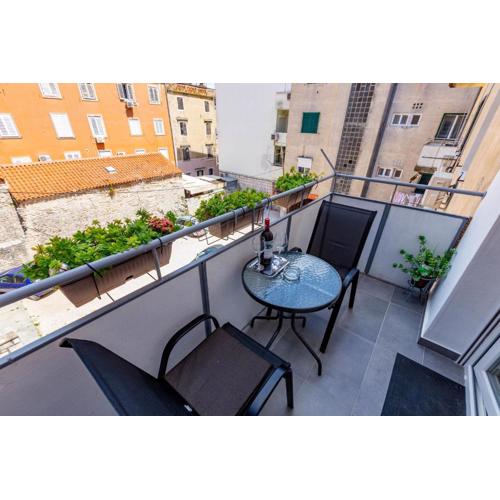Viktorija 1BR Apartment
