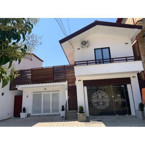 VILA 32