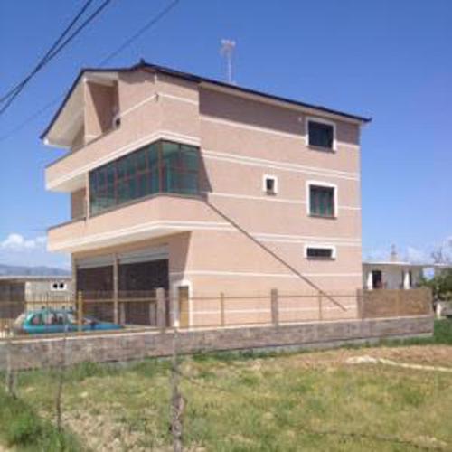 Vila Balliu