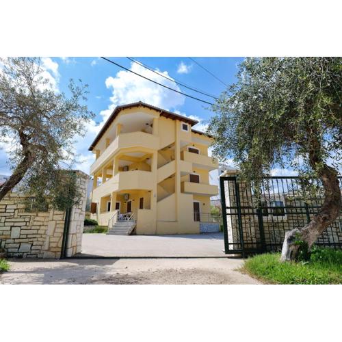 Vila Landi Ksamil