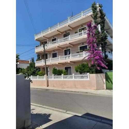 Vila Lika Durres