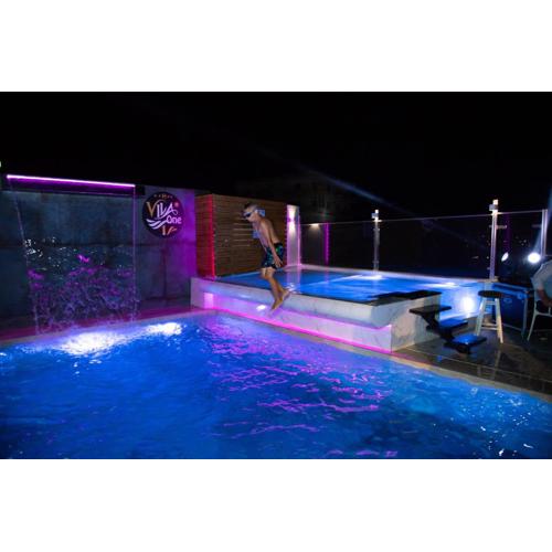 Vila One Beach Hotel