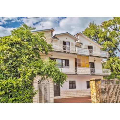 Vila Radić - Affordable stay by the beach