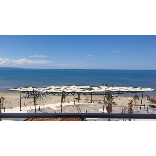 Vila Tirona