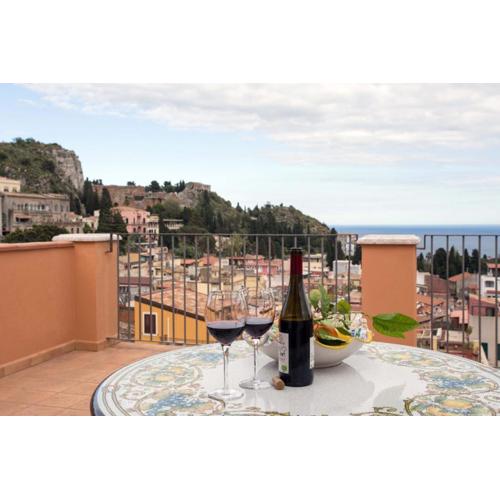 Vilagos Apartments & Loft Taormina