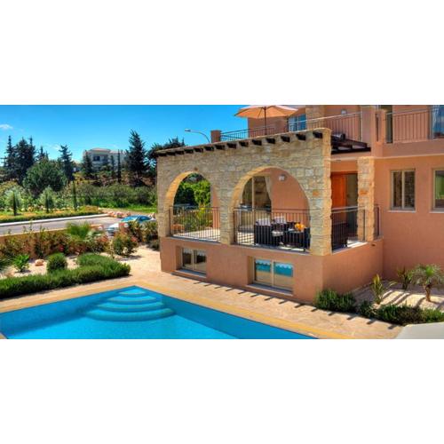 Villa 1 Sandy Beach Villas - Heated pool - Jacuzzi - Private Beach Area - Sea Views