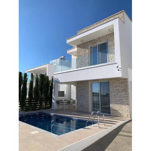 Villa 2 Golden View