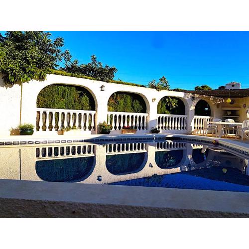 Villa Acebo 3 Bedroom detached Villa with private pool