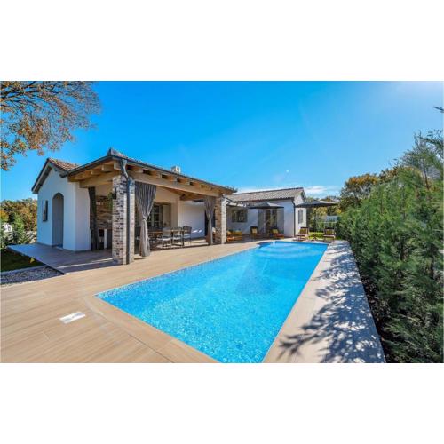Villa Acorn