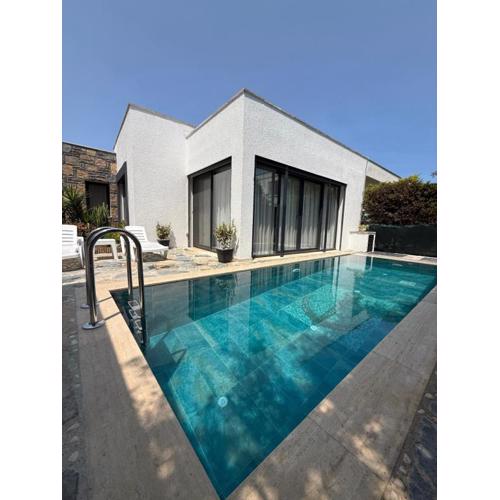Villa Adventure