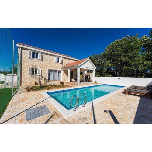 Villa Aenona