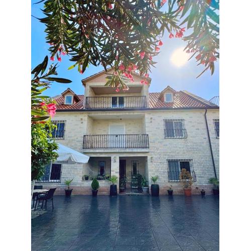 Villa Agos