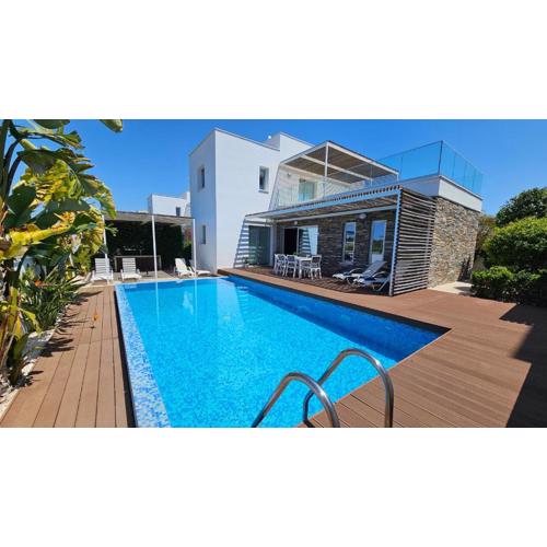 Villa Akti Plage 3 Bed
