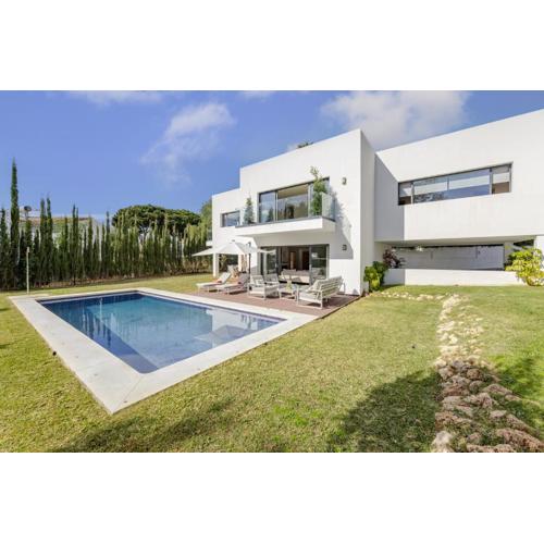 Villa Alegria By Kura Homes