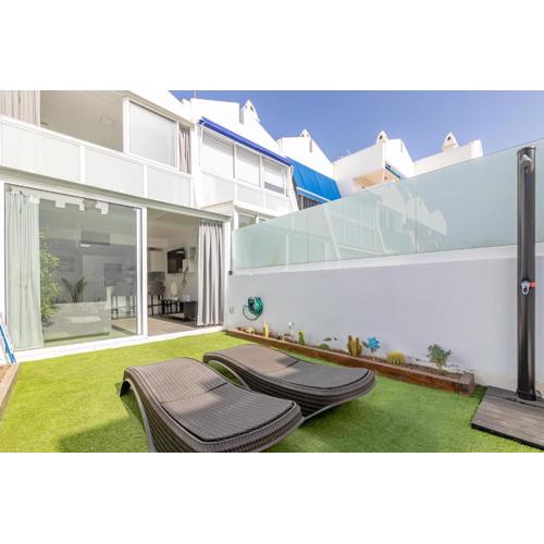 Villa Alessandra, Your Private Garden!