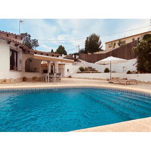 Villa Alhambra - Dale a tu familia las vacaciones y el descanso que se merecen