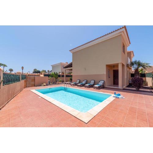 Villa Ana by Villa Plus