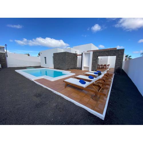 Villa Ancor by Villalia