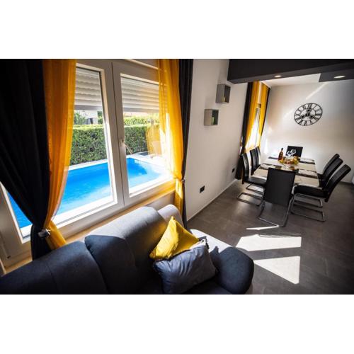 Villa Anđelina in Zadar near the city center with private pool and sauna - by TA Leut Agency
