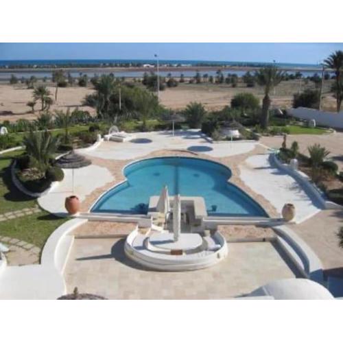 Villa ANNABI face à la Mer