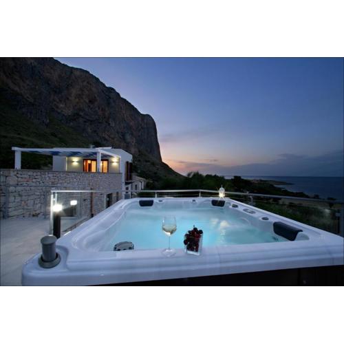 Villa Antonia - Vasca Idromassaggio Terrazza Vista Mare