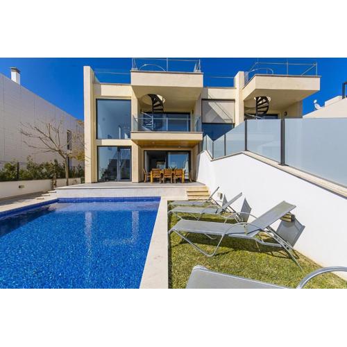 Villa Aqua