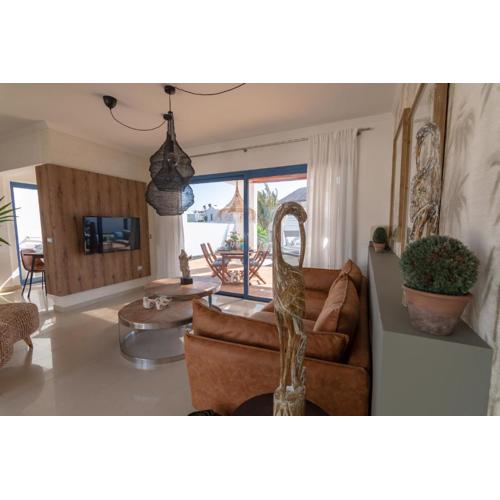 Villa Arai by Villalia