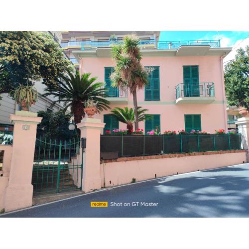 Villa Arcobaleno Rondò Garibaldi Sanremo