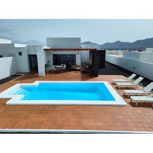 Villa Aroa by Villalia