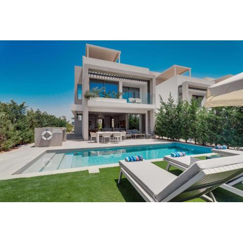 Villa Arya