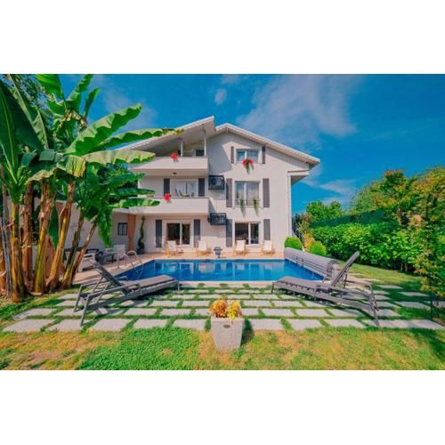 VILLA ATLAS Muhafazakar Havuzlu, Mustakil Geniş Bahçeli